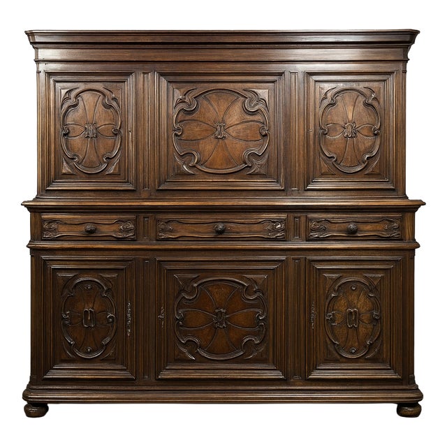 Renaissance Puce Walnut Sideboard For Sale