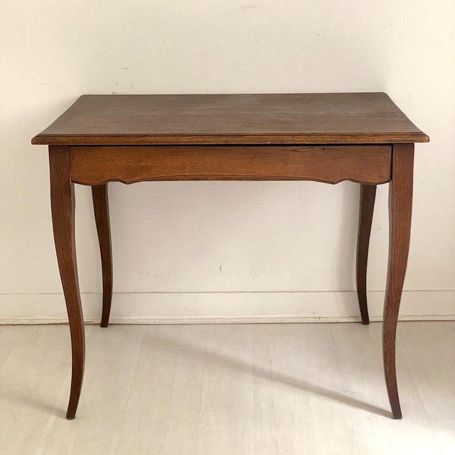 Louis XV style walnut side table or desk Height: 73.5 cm Height under the drop-leaf: 62 cm Width: 91 cm Depth: 64 cm