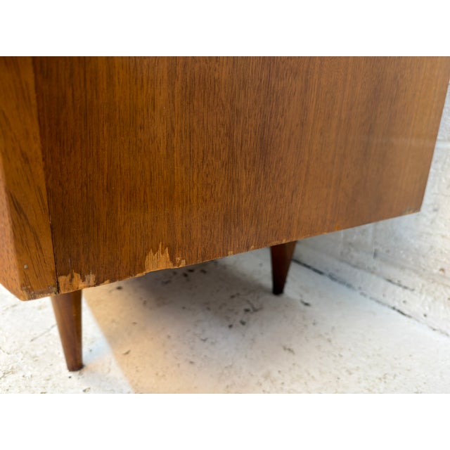 Kent Coffey Walnut Lowboy Dresser With Nine Drawers, 1960s For Sale - Image 18 of 18