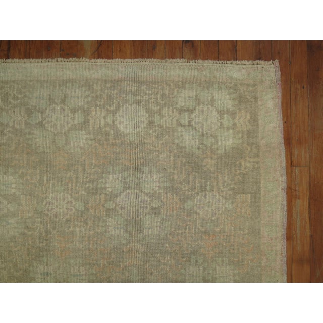 Pale Vintage Oushak Rug - 5'2" x 9'1" For Sale In New York - Image 6 of 10