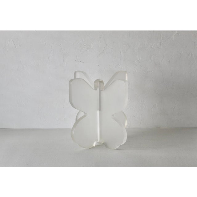 1980s Lion in Frost Style Lucite Butterfly Wing Shape Mid-Century Coffee Table Base For Sale - Image 9 of 16