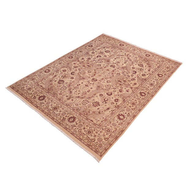 Designed with mesmerizing intricacy and gorgeous color palette, this hand-knotted masterpiece demonstrates the beauty and...