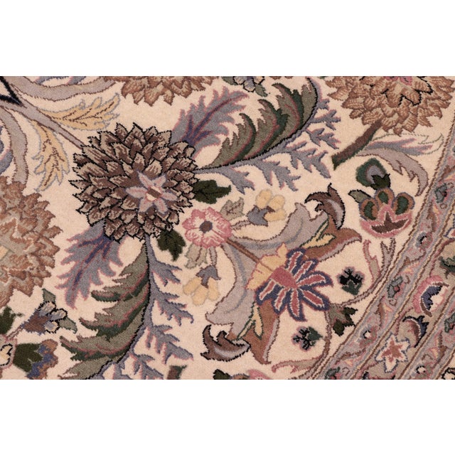 Textile Shabby Chic 1990's Floral Pak-Persian Beige/Pink Wool Round Rug- 8'10'' X 9'1'' For Sale - Image 7 of 9