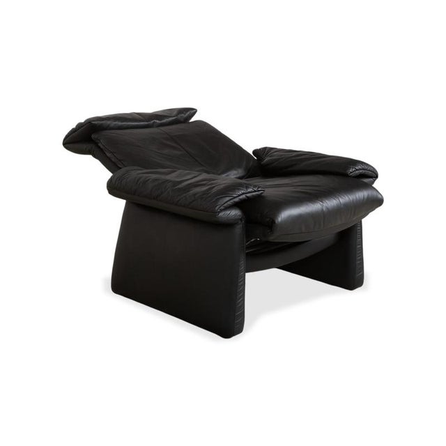 Lugano Leather Armchair in Black with Manual and Reclining Function from Erpo For Sale - Image 5 of 18