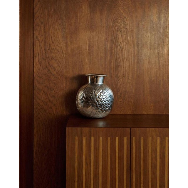 Mid 20th Century Vintage Nickel-Plated Brass Vase with Hand-Hammered Fruit and Leaf Relief, Italy, 1960s For Sale - Image 5 of 15