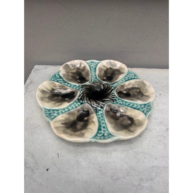 French Majolica oyster plate Orchies, circa 1910.