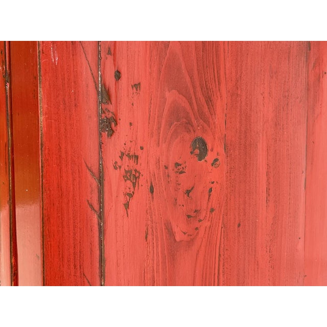 1990s Vintage Chinese Red Lacquered Cabinet For Sale - Image 4 of 7