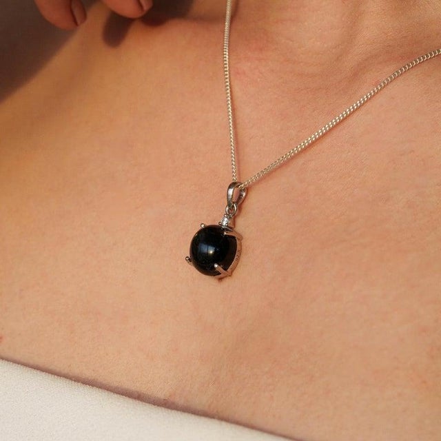5.71 Ct Single Stone Black Star & Zircon Classic Drop Pendant For Sale - Image 6 of 12