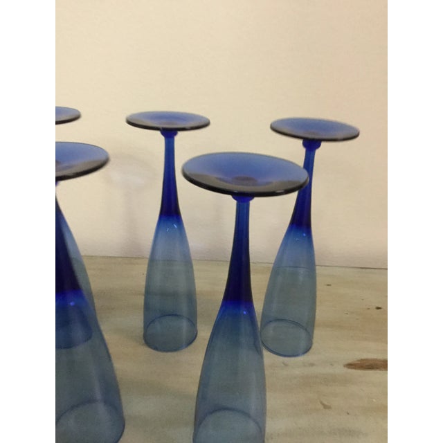 Vintage Cobalt Blue and Sky-Blue Bowls Glasses - Set of 5 For Sale In Orlando - Image 6 of 7