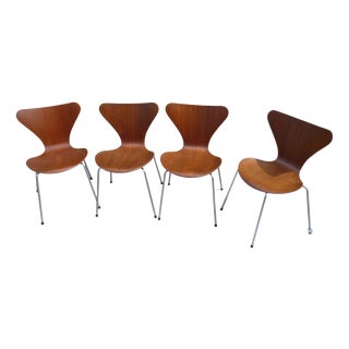 Model 3107 Chairs in Teak by Arne Jacobsen for Fritz Hansen, 1963, Set of 4 For Sale