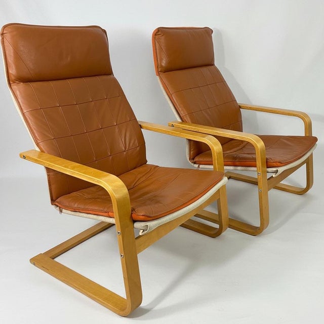 Vintage Nordic Leather Club Chairs, 1980, Set of 2, in Very Good conditions. Designed 1980 to 1989