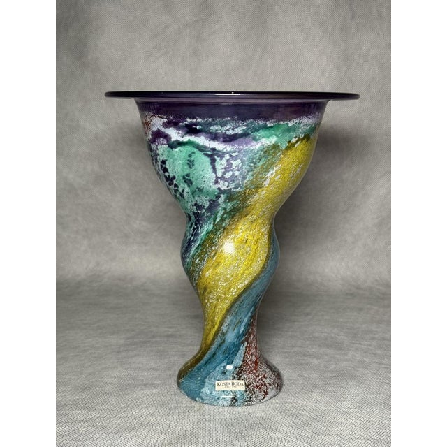 Blue Can Can Vase in Glass by Kjell Engman for Kosta Boda, Sweden, 1980s For Sale - Image 8 of 8