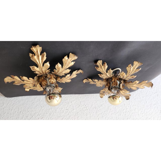 Hollywood Regency Florentine Flower-Shaped Gilt Flush Mount with Hand-Forged, Floral, Gilded with Gold Leaf in the style of Hans Kögl, Italy, 1960s For Sale - Image 9 of 18