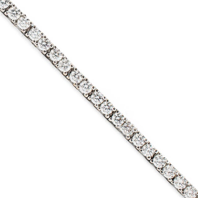 Modern 14k White Gold 7.37ct Round Diamond 4 Prongs Princess Chain Tennis Necklace For Sale - Image 3 of 8