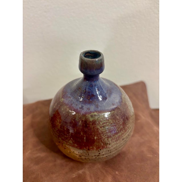 1960s Vintage Mid-Century Modern Signed American Studio Pottery Bud Vase For Sale - Image 5 of 6