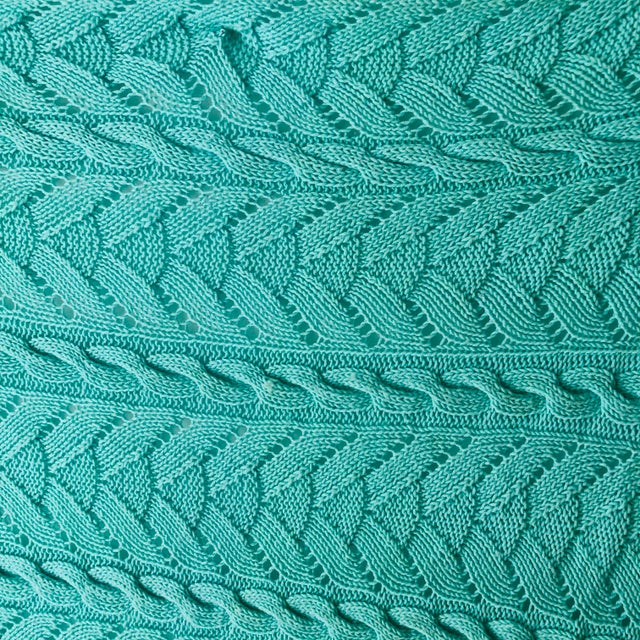 Hand knitted green bed cover / throw 65”X 56” excellent condition