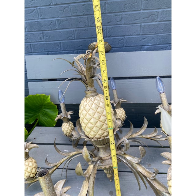 Vintage 1980s Quoizel Pineapple Tole Chandelier, Featuring a Large Central Ceramic Pineapple For Sale In Naples, FL - Image 6 of 12