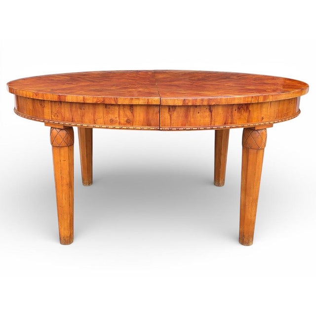 Extendable Walnut Dining Table, Italy, 19th Century Period: First half of the 19th century Origin: Emilia, Italy Wood:...