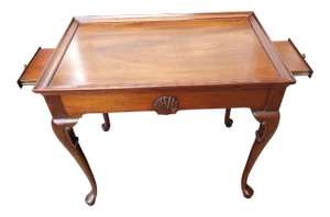 1950s English Mahogany Queen Anne Tray Top Tea Table by Hickory Chair