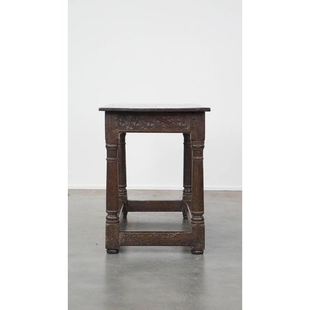 Early 18th Century English Side Table with Details in the Wood Carving For Sale - Image 3 of 14