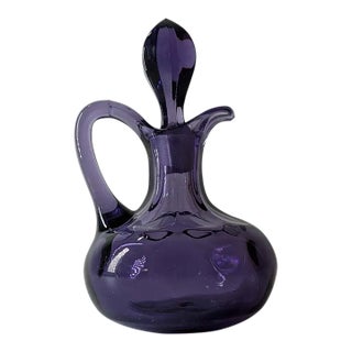 Mid 20th Century Mid Century Modern Heisey & Co. Yeoman Cruet Hawthorne Orchid With Stopper For Sale