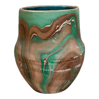 Hellman Pottery Green Swirl Vase, Ceramic, Mid-Century Modern, Usa For Sale