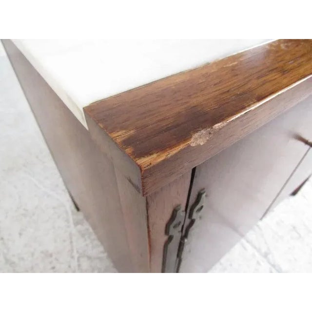 Vintage Modern Marble-Top End Table by Drexel For Sale In New York - Image 6 of 11