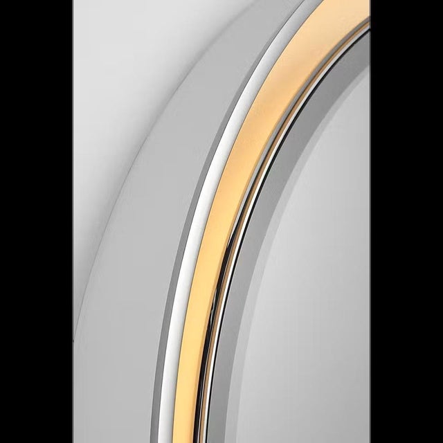 2020s Thomas O'Brien for Visual Comfort Signature Tricia 30" Illuminated Round Mirror in Matte White and Polished Nickel For Sale - Image 5 of 10