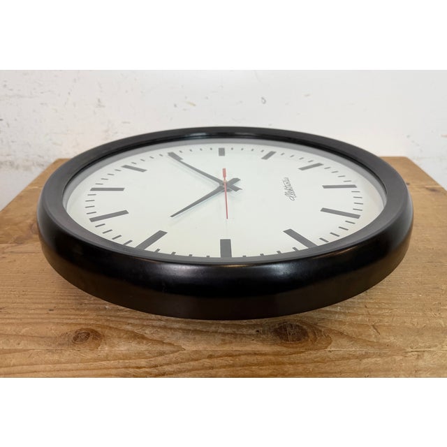 Industrial Bakelite Factory Wall Clock from Elektročas, 1990s For Sale - Image 13 of 18