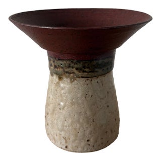 American Studio Pottery Pedestal Vessel in Oxblood Red and Cream, New York For Sale