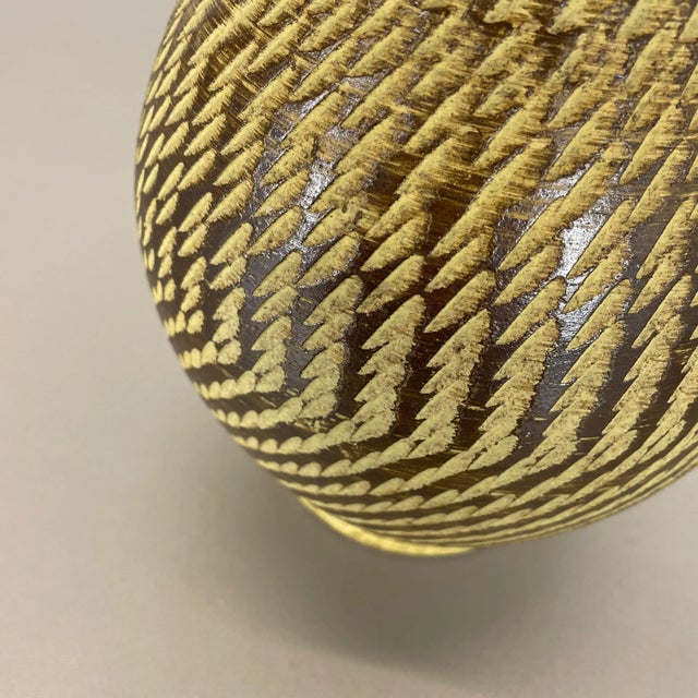 Small Ceramic Pottery Vase from Dümmler and Breiden, Germany, 1950s For Sale - Image 14 of 18