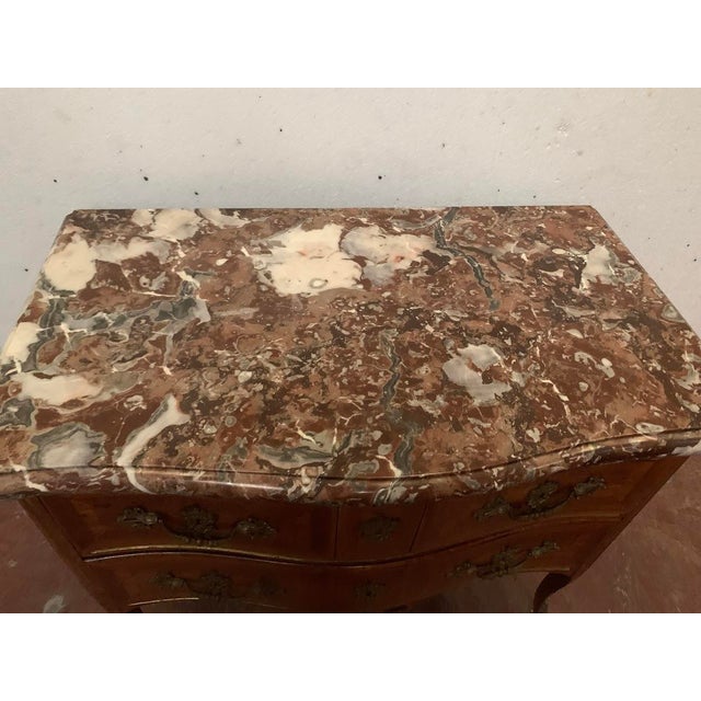 Louis XV Commode with Curved Front, 1700s For Sale - Image 10 of 11