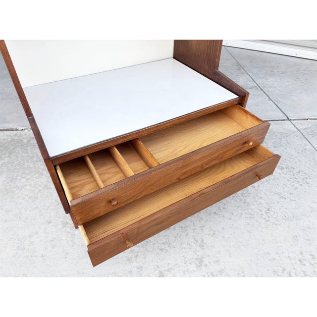 1960s Pair of Mid Century Walnut Bookcase by Kipp Stewart for Glenn of California For Sale - Image 10 of 17
