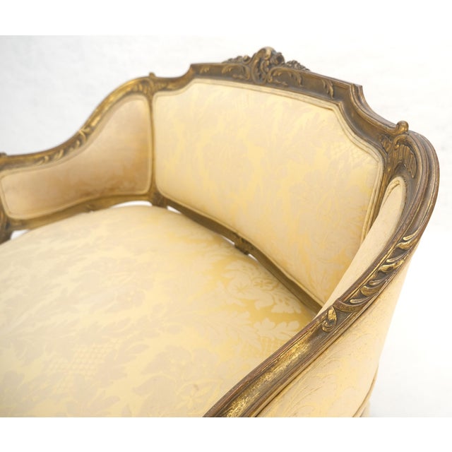 c1920s French Louis XV Gold Gilt Wood Loveseat Sofa For Sale - Image 10 of 12