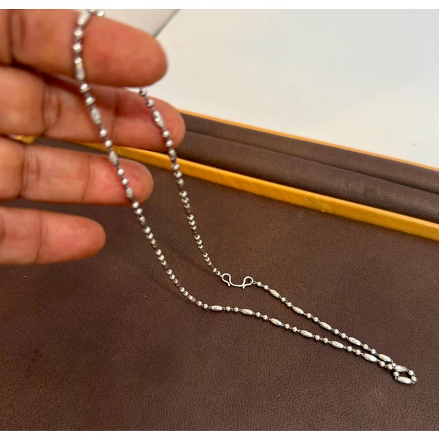 Silver Bead & Ball Station Chain Necklace in Platinum, 17 Inch, 9.3 Gm For Sale - Image 8 of 8