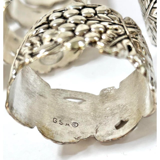 Vintage Silver Plate Grape Cluster Napkin Rings – Tabletop Entertaining – Set of 12 For Sale - Image 10 of 11