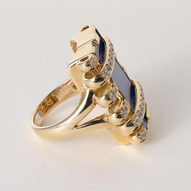 Vintage 18k Gold 9.03 Carat Lapis Lazuli and Diamond Sculptural Statement Ring, Size 7.5 For Sale - Image 4 of 5