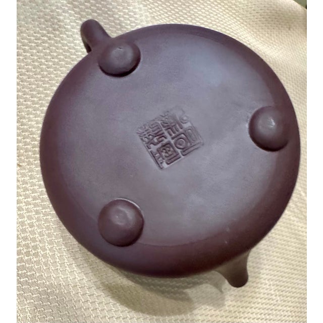 Brown Late 20th Century Zhang Yancheng Chaozhou Zhuni Hand-Pulled Engraved Teapot For Sale - Image 8 of 10