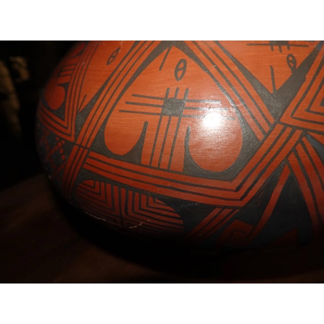 Vintage Southwestern Burnt Orange Pottery Vase Signed Tony Siqueira For Sale - Image 12 of 12