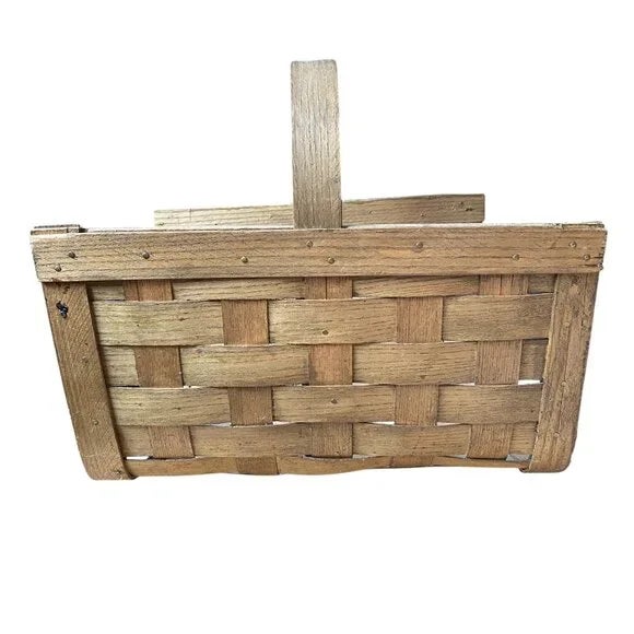 American 1970s Split Oak Splint Wood Fireplace Log Kindling Basket Caddy With Handle For Sale - Image 3 of 5
