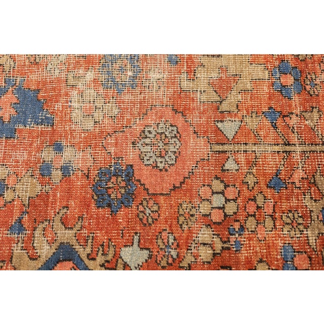 Fine Antique Persian Heriz 9'5" X 13'2" For Sale In New York - Image 6 of 10