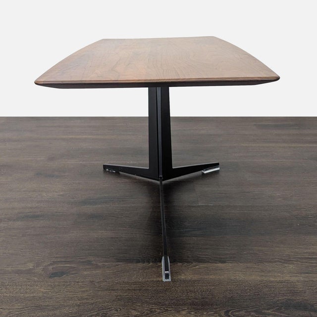 Modern Flexform Side Table For Sale - Image 3 of 7