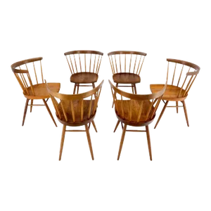 Set of 6 Oiled Walnut Spindle Back Dining Chairs by George Nakashima