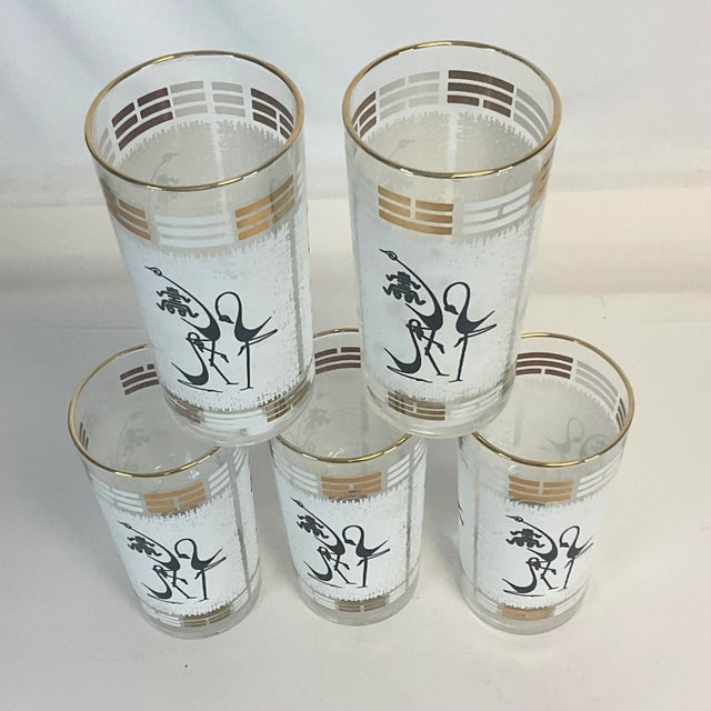 White Mid-Century Boho Chic Abstract Flamingos Glassware - Set of 5 For Sale - Image 8 of 10