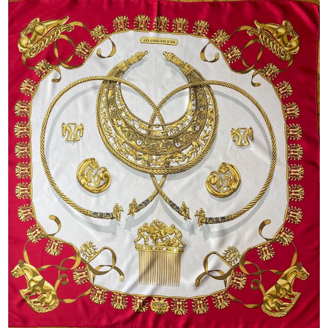 Hermès HERMÈS CAVALIERS d'OR 1991 Silk Scarf designed by Rybalchenko Vladimir For Sale - Image 4 of 10