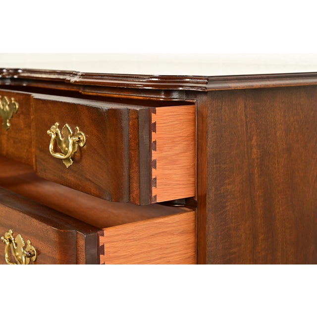 Wood Councill Furniture Georgian Carved Solid Mahogany Block Front Chest of Drawers For Sale - Image 7 of 13