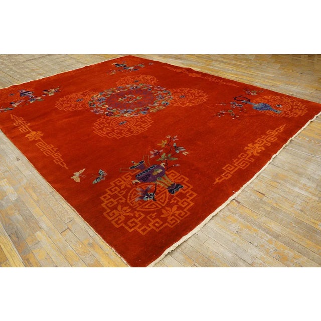 Art Deco 1920s Ruby Red Vase Medallion Antique Chinese Art Deco Carpet 9' X 12' Knotted Wool Rug For Sale - Image 3 of 11
