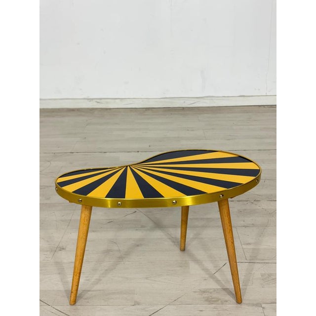 Mid-Century Kidney-Shaped Side Table or Plant Stand For Sale - Image 4 of 7