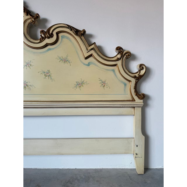 Vintage Karges Venetian French Provincial Style Carved Wood King Size Headboard For Sale In Miami - Image 6 of 14