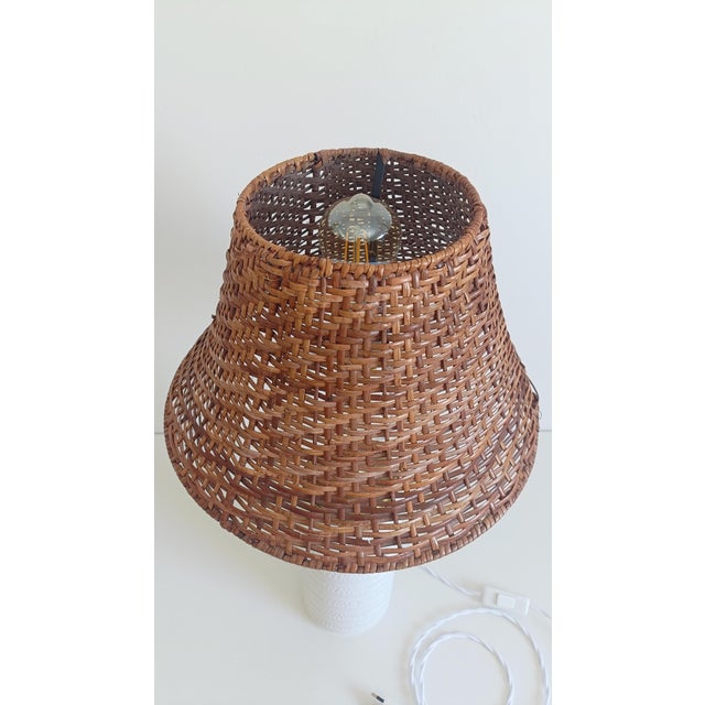 Mid-Century Marbella Style White Ceramic, Brass and Wicker Table Lamp from Carstens Tönnieshof, 1960s For Sale - Image 13 of 15